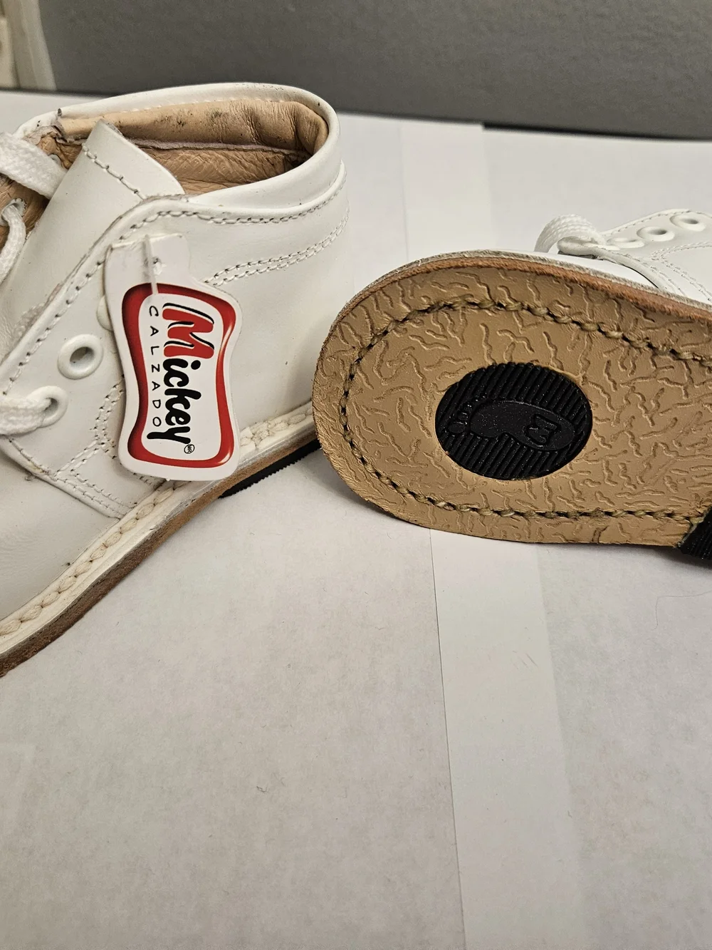 Kids Classic White Leather Lace-Up Shoes